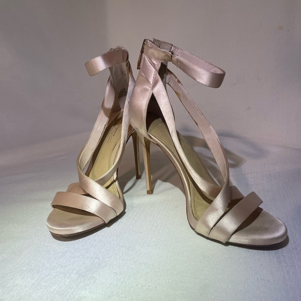 Imagine Vince Camuto Blush Satin Strappy Heels Size 6.5M Ankle Strap Stiletto